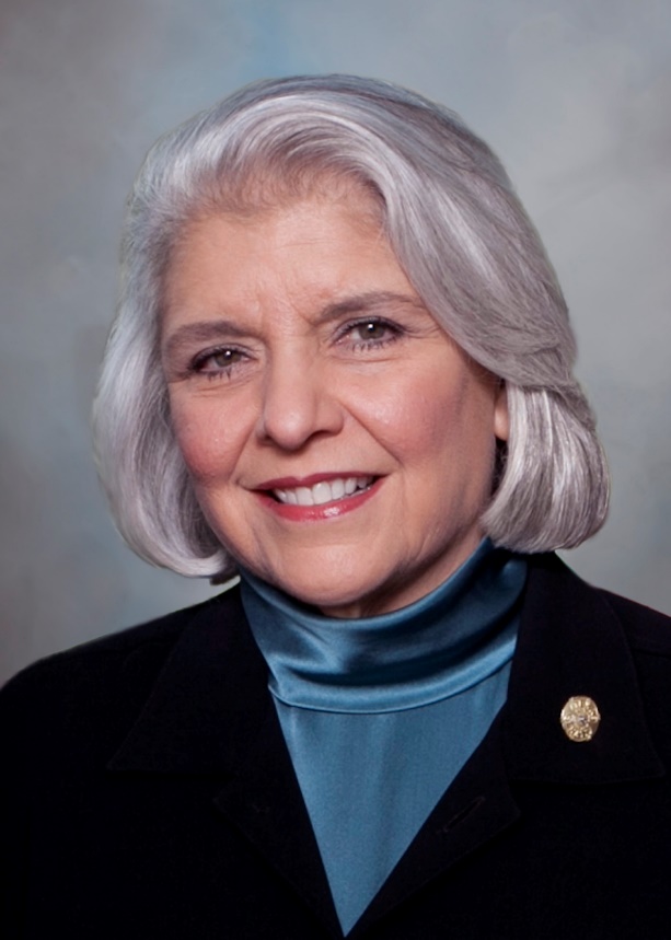 La senadora Judith Zaffirini, D-Laredo, es una galardonada especialista en comunicación que representa al Distrito 21 del Senado de Texas. Ha recibidos más de 600 premios por sus distinguidos proyectos de comunicación, entre ellos, 53 otorgados este año en la Competencia de Comunicación Profesional de Mujeres en Prensa de Texas y 17 en la competencia nacional.